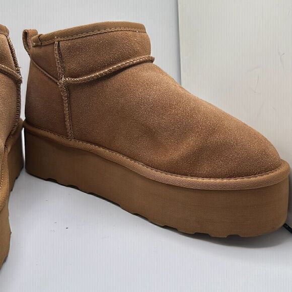 CUSHIONAIRE Women's Genuine Suede pull on platform boot +Memory Foam 9 CHESTNUT - Picture 6 of 7